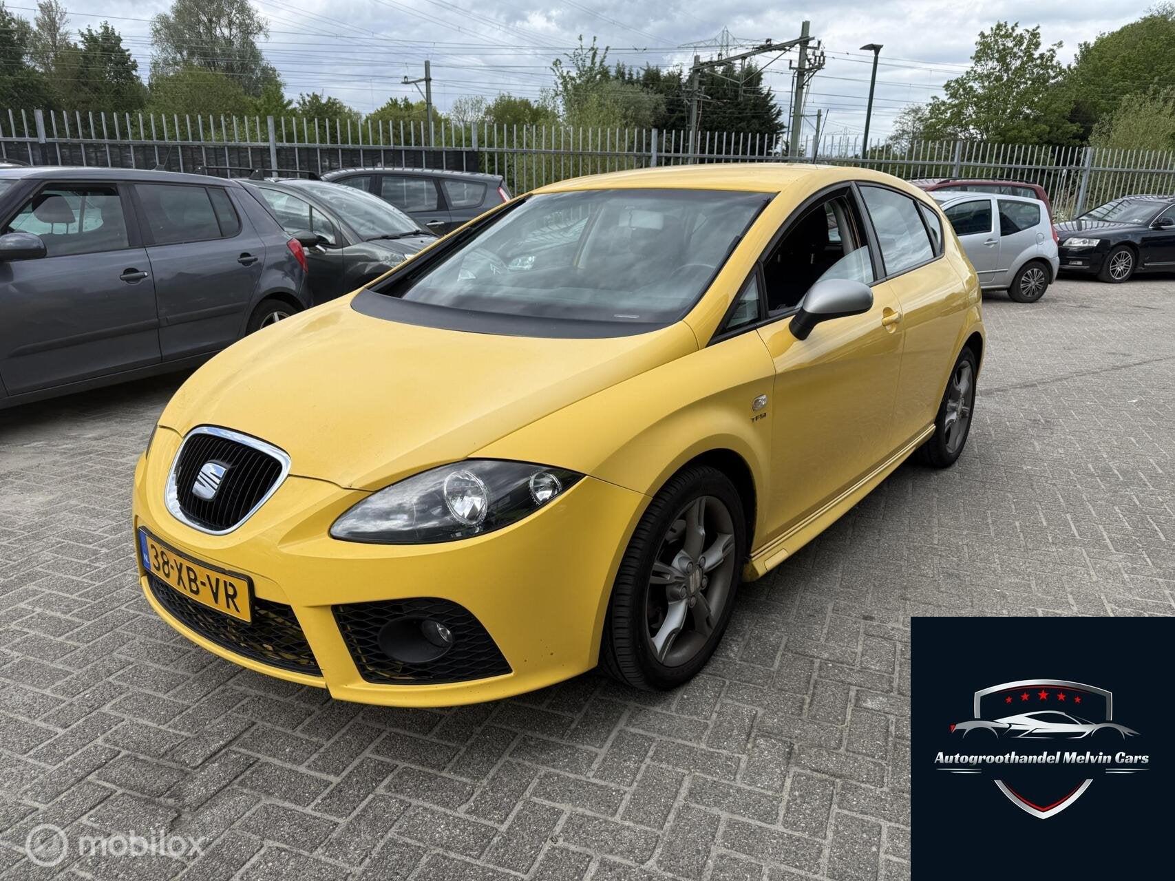 Seat Leon 2.0 TFSI FR 200 PK Handelsprijs zo mee, Voorwielaandrijving, Stof, Gebruikt, Zwart