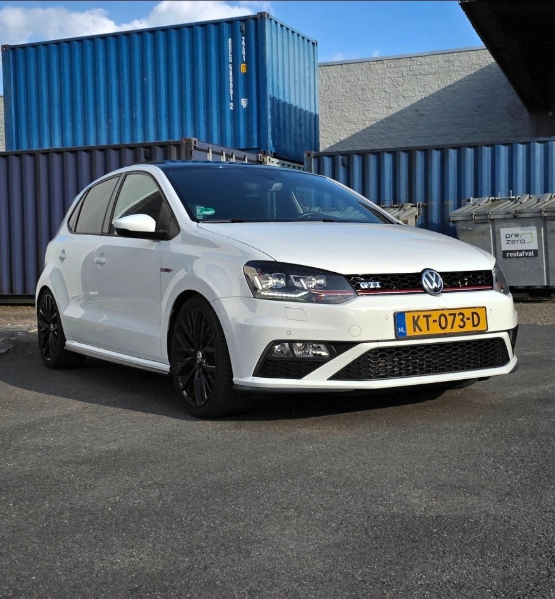 Volkswagen polo 1.8 GTI [NWE APK HANDBAK PANO STOELVERW, Auto's, Voorwielaandrijving, Euro 5, Stof, Wit