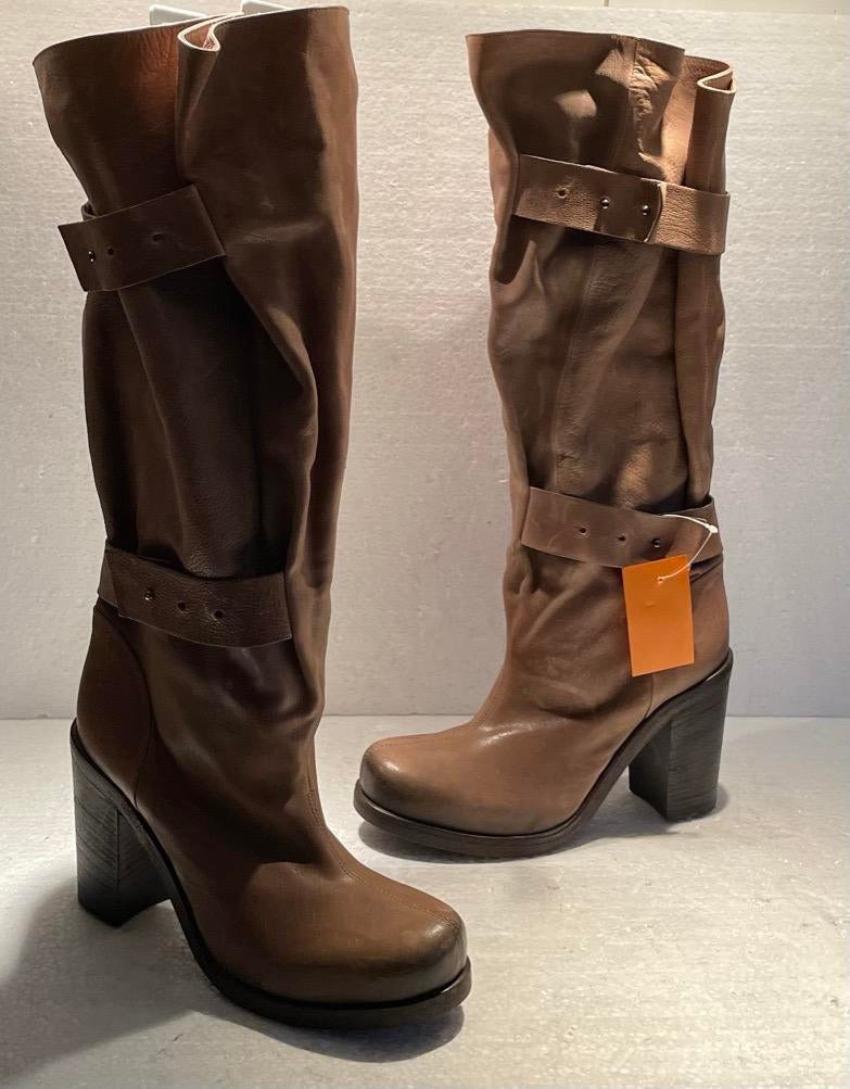 Vic Matie design laarzen boots bruin 39, Ophalen of Verzenden, Zo goed als nieuw, Bruin, Hoge laarzen