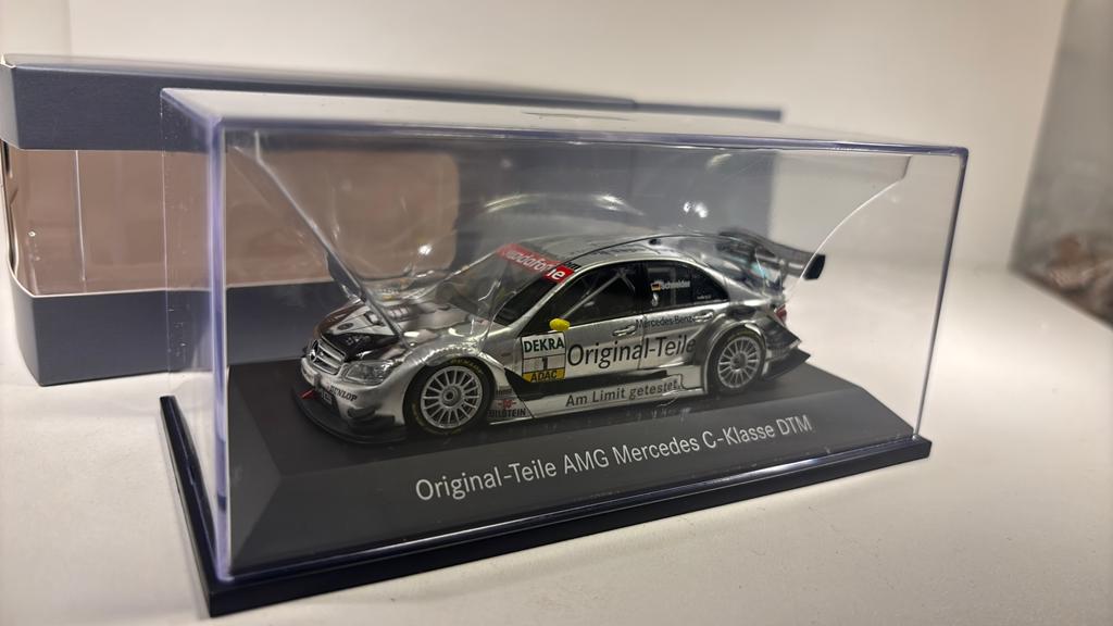 Mercedes c klasse original teile amg dtm #1 minichamps 1.43, Auto, Ophalen of Verzenden, MiniChamps, A