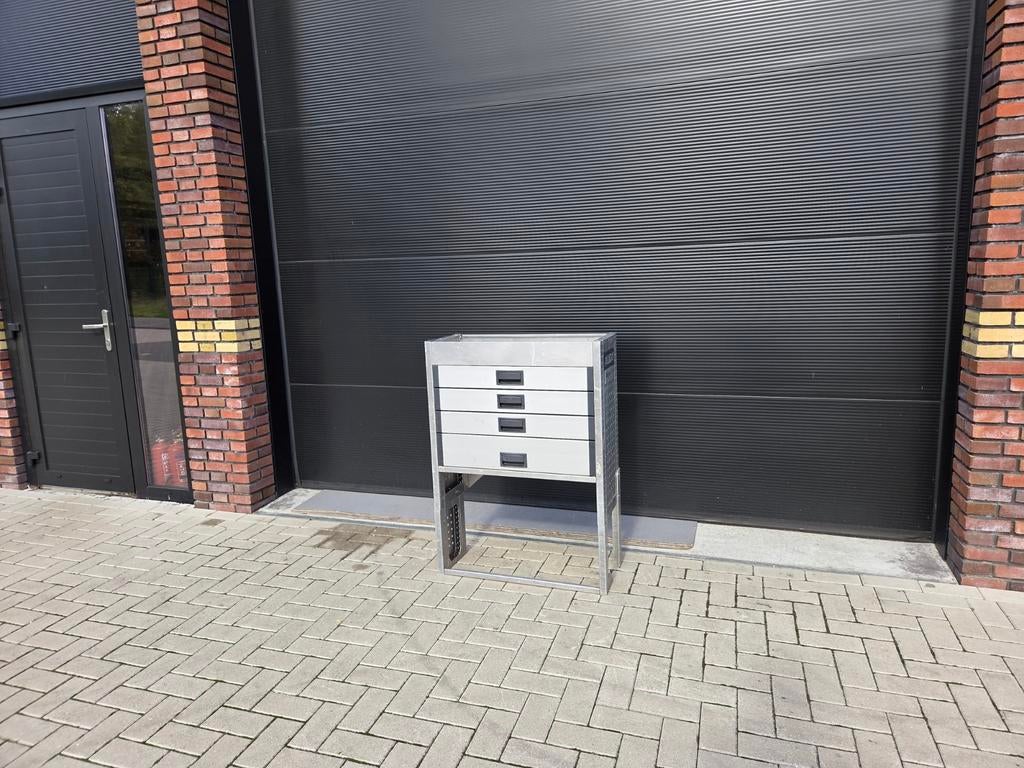 Aluca bedrijfswagen inrichting bedrijfswageninrichting, Ophalen
