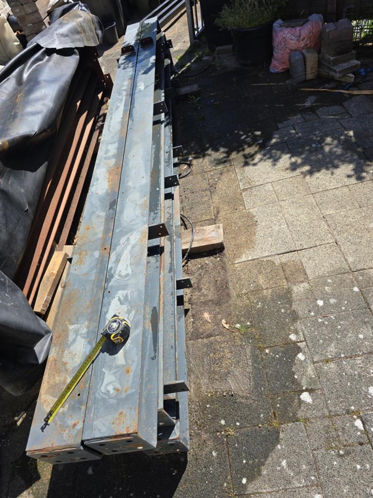 6 stuks 16 x 16 H balk , gebruikt, Doe-het-zelf en Verbouw, Metalen, Ophalen