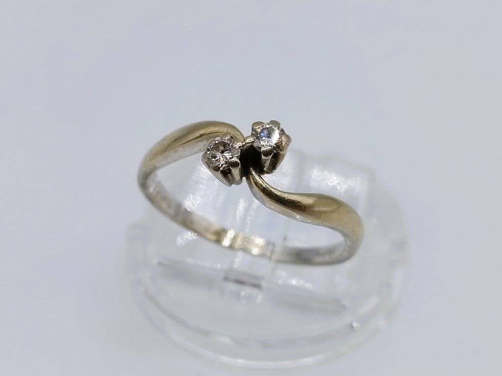 Witgouden slagring met 2 diamanten (0.14ct), 17,5 mm, Info@zilverwebsite.nl, Verzenden, Wit, Zo goed als nieuw