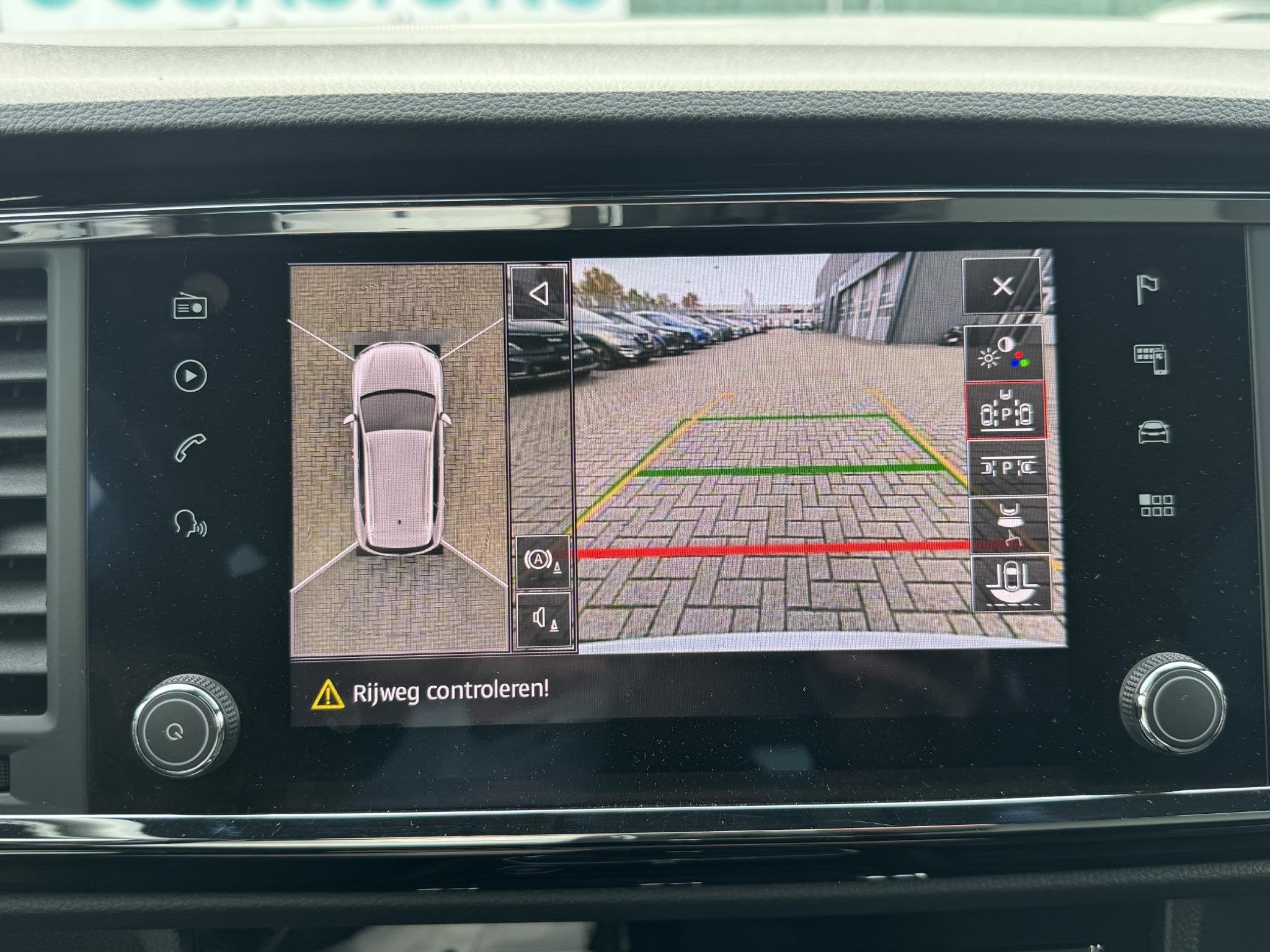 SEAT Ateca 1.5 TSI FR Intense TREKHAAK | ACC | 360* Camera |, Auto's, 4 cilinders, Wit, Bedrijf, 19 km/l