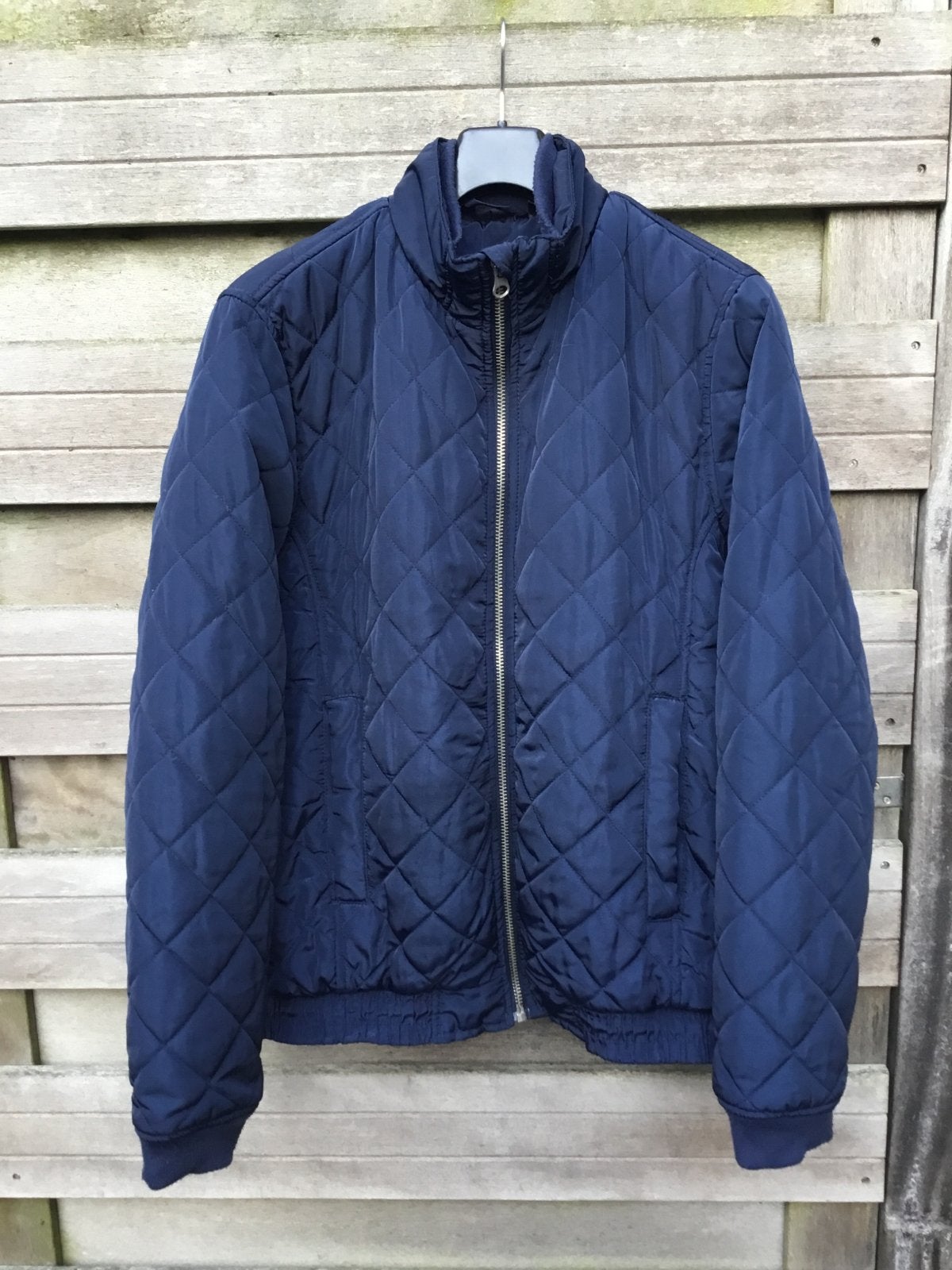 Nette donkerblauwe gewatteerde jas maat 52, Ophalen of Verzenden, Gedragen, Maat 48/50 (M), Blauw