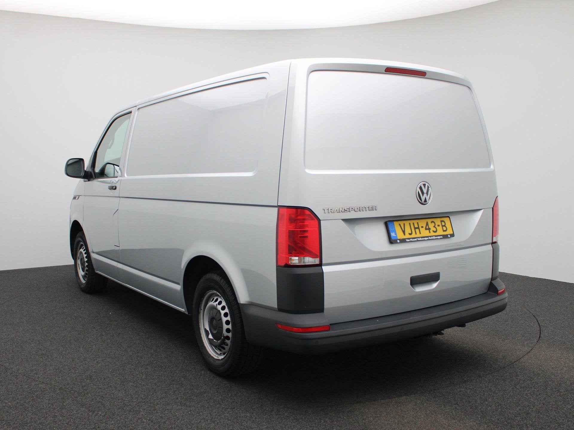 Volkswagen Transporter 2.0 TDI L1H1 150PK | Automaat | Navig, Auto's, 12 maanden, Stof, Gebruikt, 4 cilinders