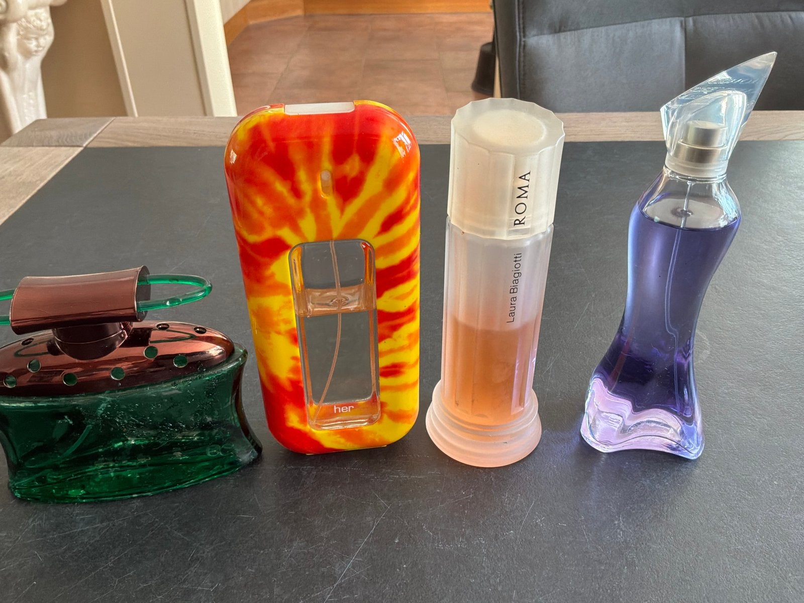 4 parfum geuren collectie van diverse merken, Ophalen of Verzenden, Gebruikt