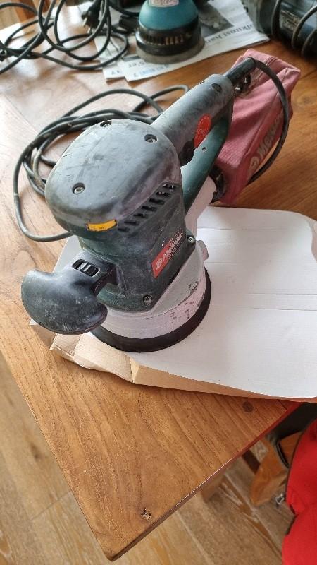 Metabo en Makita schuurmachines, Doe-het-zelf en Verbouw, Gereedschap | Schuurmachines, Ophalen of Verzenden, Gebruikt, 1200 watt of meer