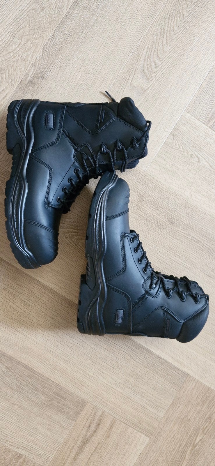 Magnum Zwarte stevige boots - Maat 43, Ophalen, Zwart, Nieuw, Werkschoenen