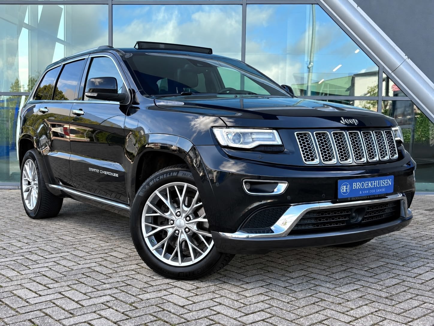 Jeep Grand Cherokee 3.0 CRD 75th Anniversary 250pk Panoramad, Auto's, Automaat, Dealer onderhouden, Gebruikt, Bedrijf
