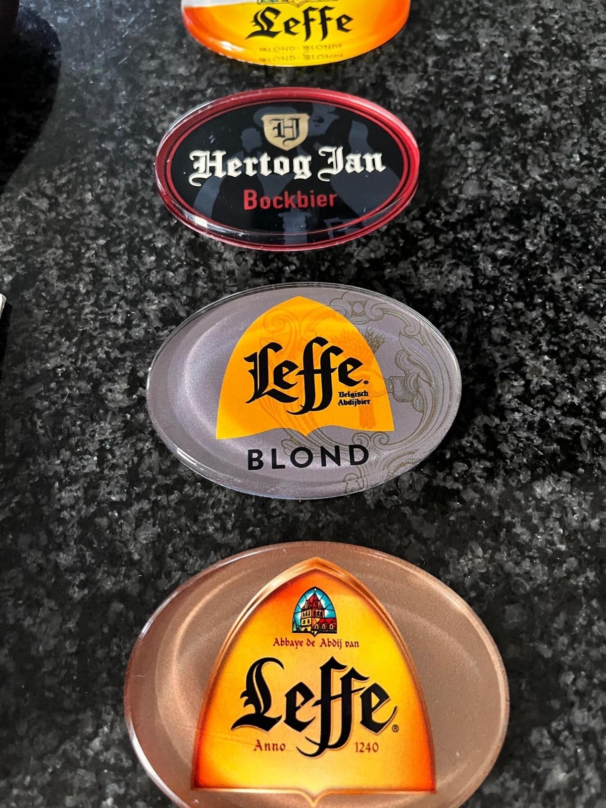 Bier reclameborden/schilden diverse merken, Verzamelen, Verzenden, Gebruikt, Reclamebord, Plaat of Schild, Leffe