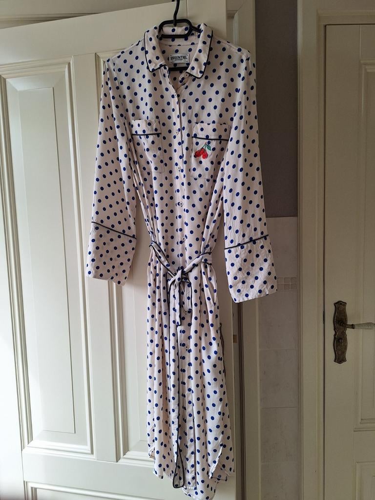 Essentiel Antwerpen lange jurk met stippen, Kleding | Dames, Jurken, Maat 38/40 (M), Overige kleuren, Ophalen of Verzenden, Zo goed als nieuw