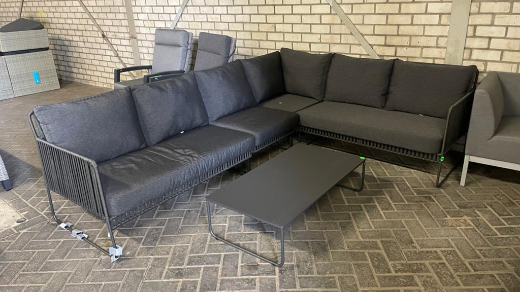 Loungeset 4 seasons opruiming nu €1450,00, Ophalen, Zo goed als nieuw