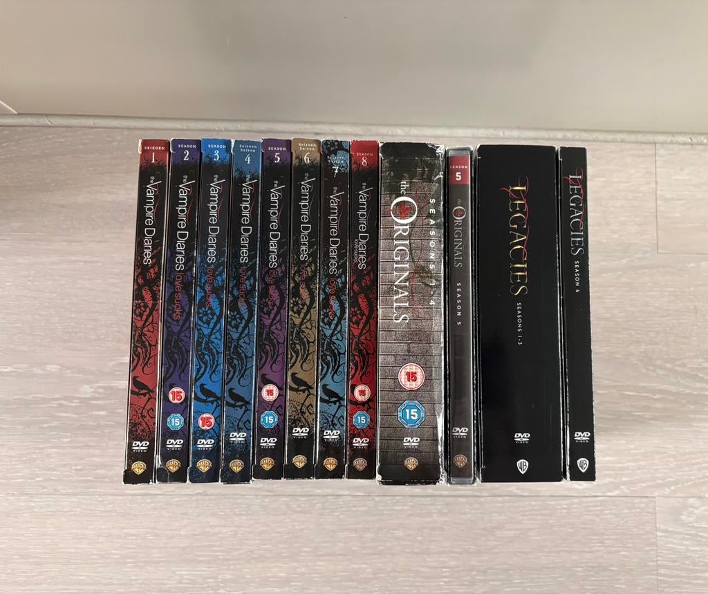 Complete collectie: Vampire Diaries, Originals en Legacies, Vanaf 16 jaar, Boxset, Science Fiction en Fantasy, Ophalen of Verzenden