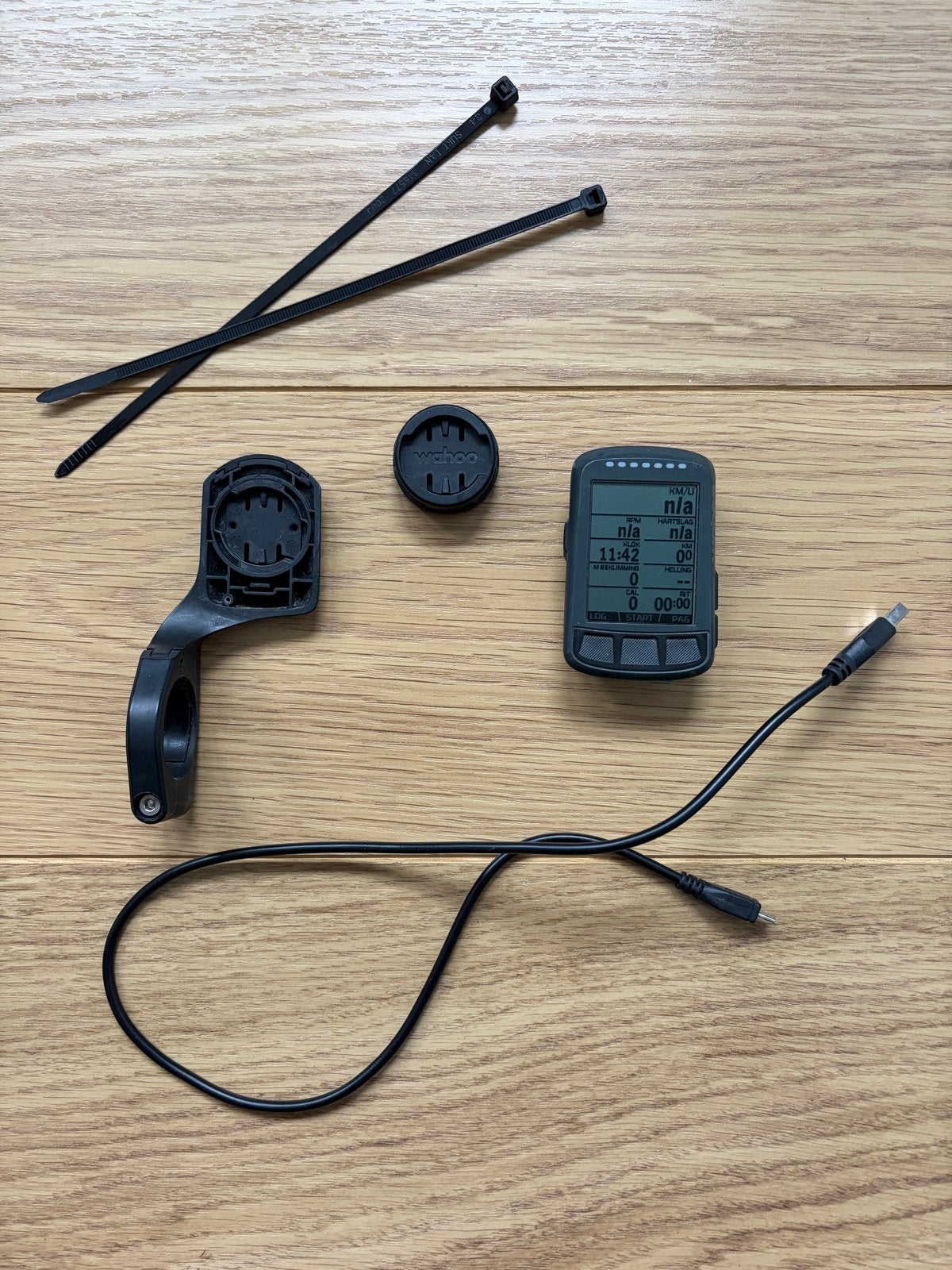 Wahoo Elemnt Bolt V1 GPS Fietscomputer, Ophalen of Verzenden, GPS, Gebruikt