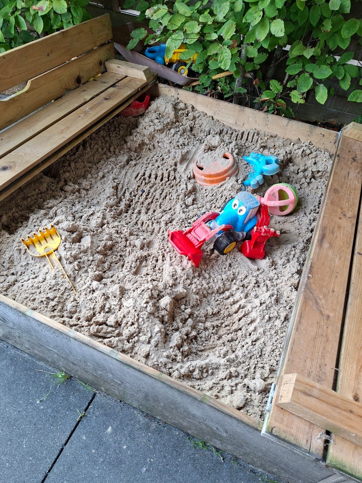 Zandbak, inclusief zand, Ophalen, Gebruikt