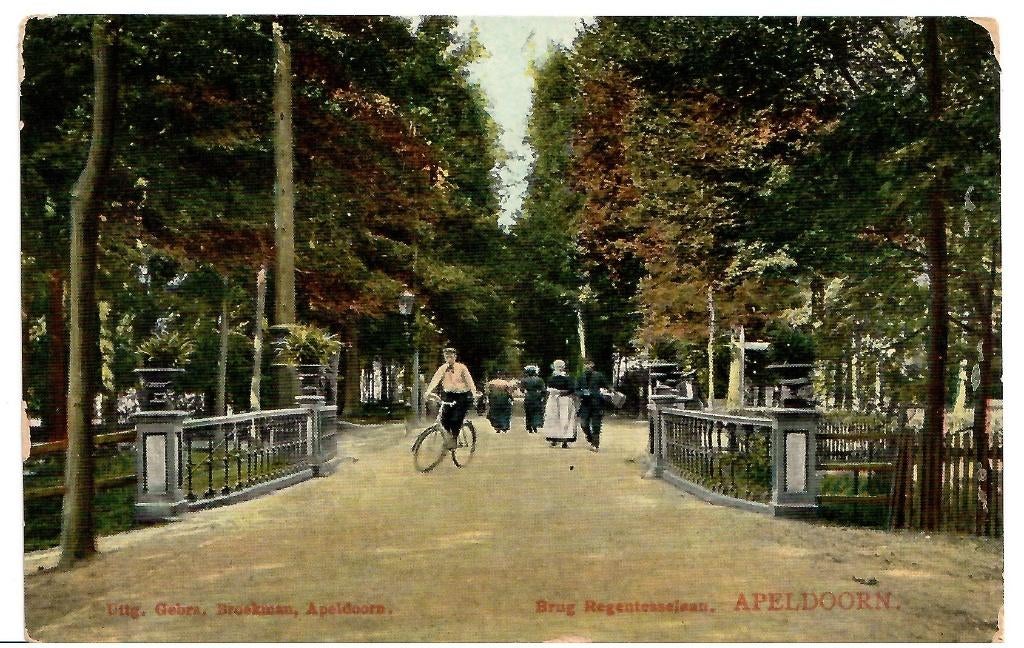Apeldoorn - Brug Regentesselaan, mensen, Ophalen of Verzenden, Voor 1920, Gelopen, Gelderland