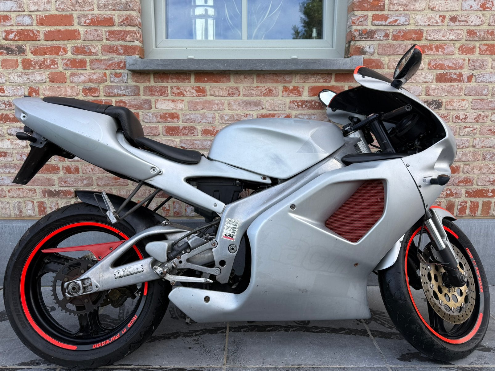 Aprilia rs 125 rijdend frame, Ophalen