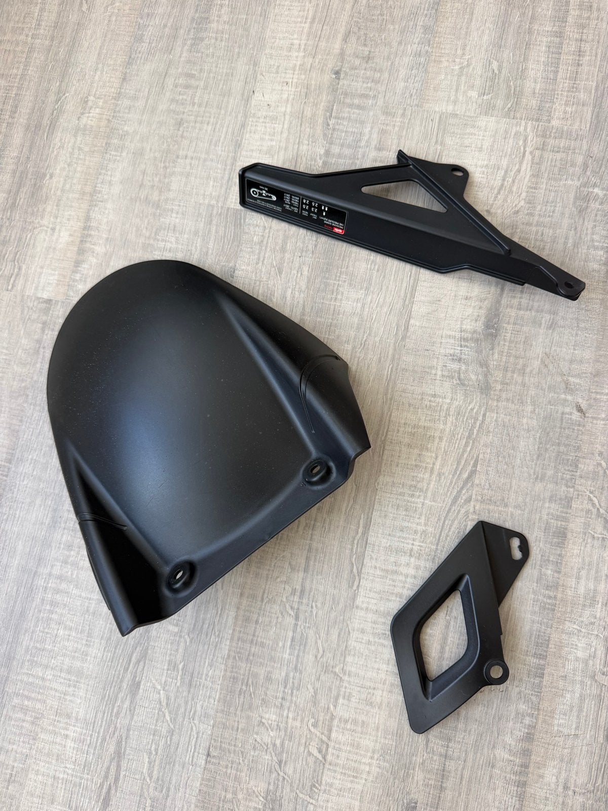 Originele hugger en kettingbeschermer RSV4, Motoren, Ophalen, Gebruikt