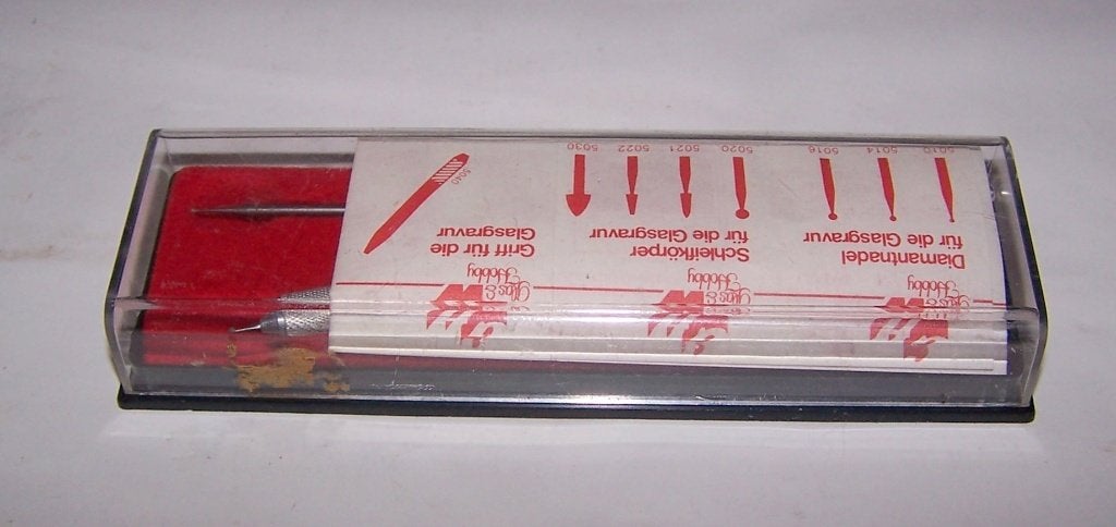 Glasgrafeerset. Nieuw in doos met gebruiksaanwijzing., Hobby en Vrije tijd, Geschikt voor snijden, Gereedschap of Toebehoren, Zo goed als nieuw