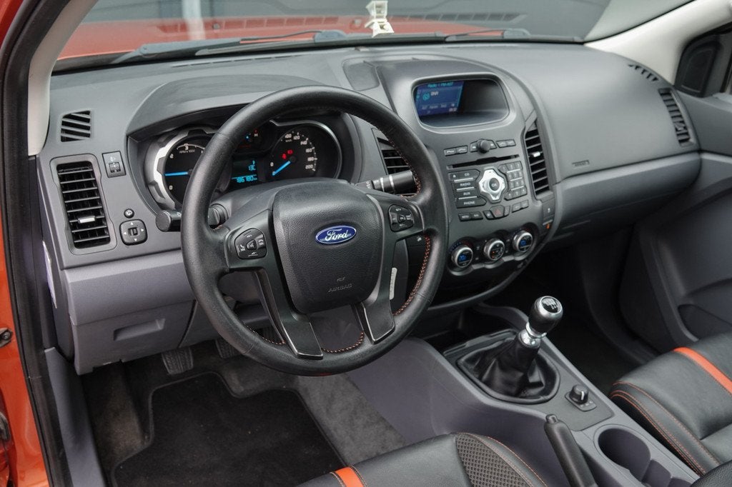 Ford Ranger 3.2Tdci 200Pk | Super Cab | Wildtrak | Achteruit, Auto's, Ford, 2103 kg, Euro 5, Gebruikt, Zwart
