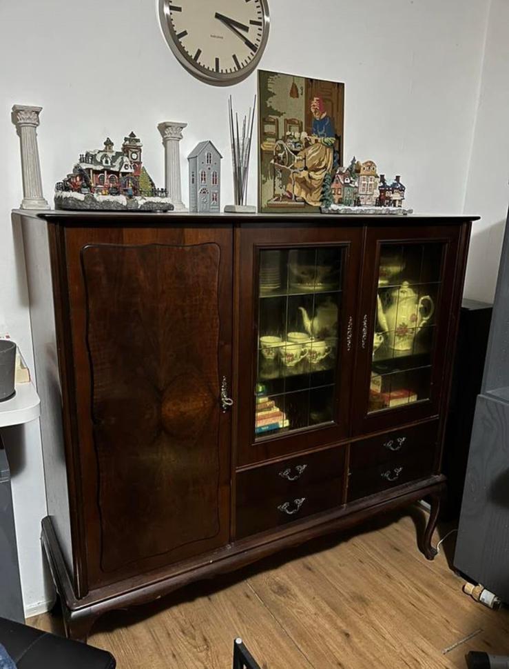 Antiek Massief houten vitrinekast buffetkast (walnoot), Ophalen, Gebruikt