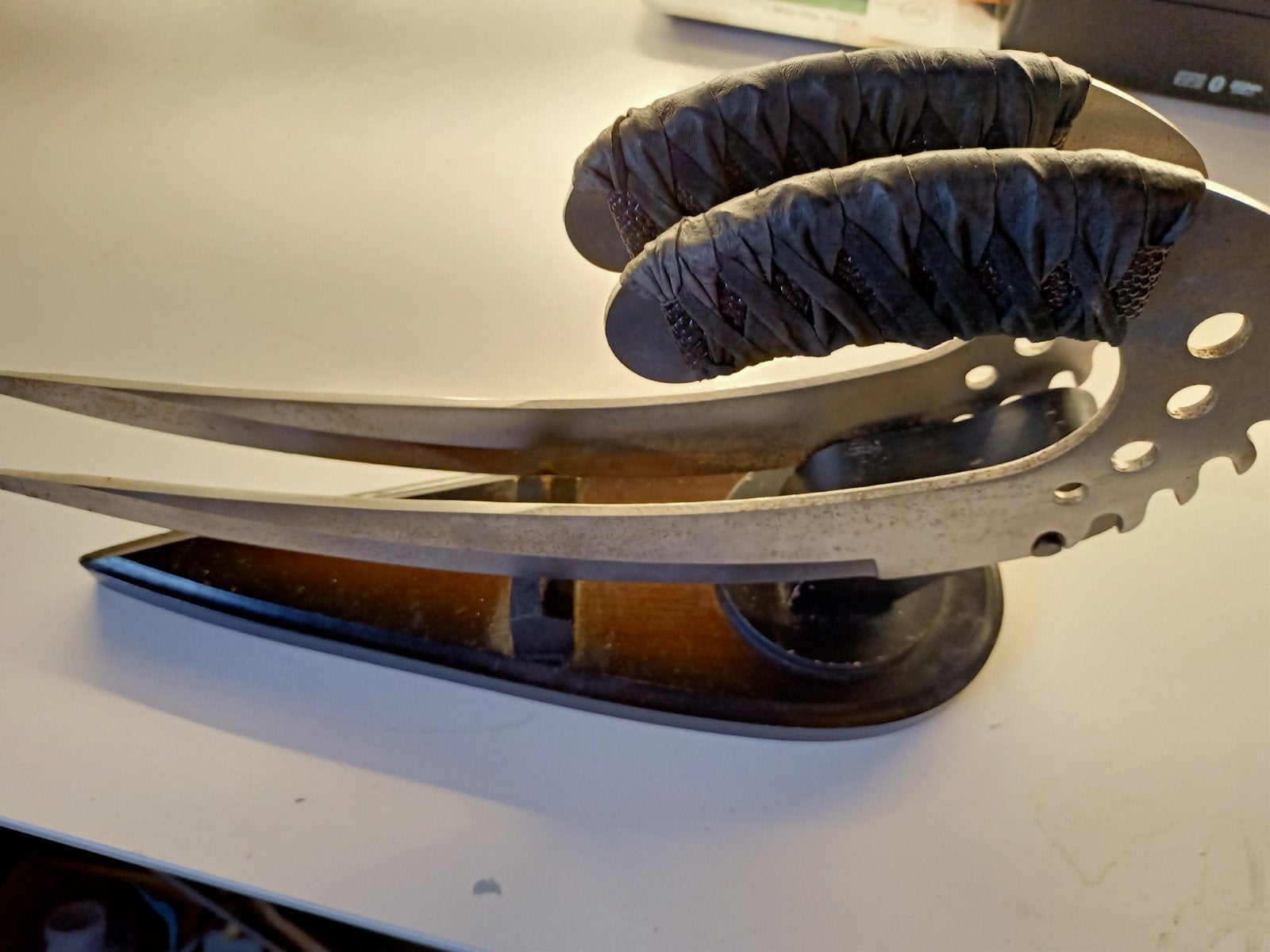 Decoratieve messen set met standaard, Verzamelen, Ophalen of Verzenden, Gebruikt