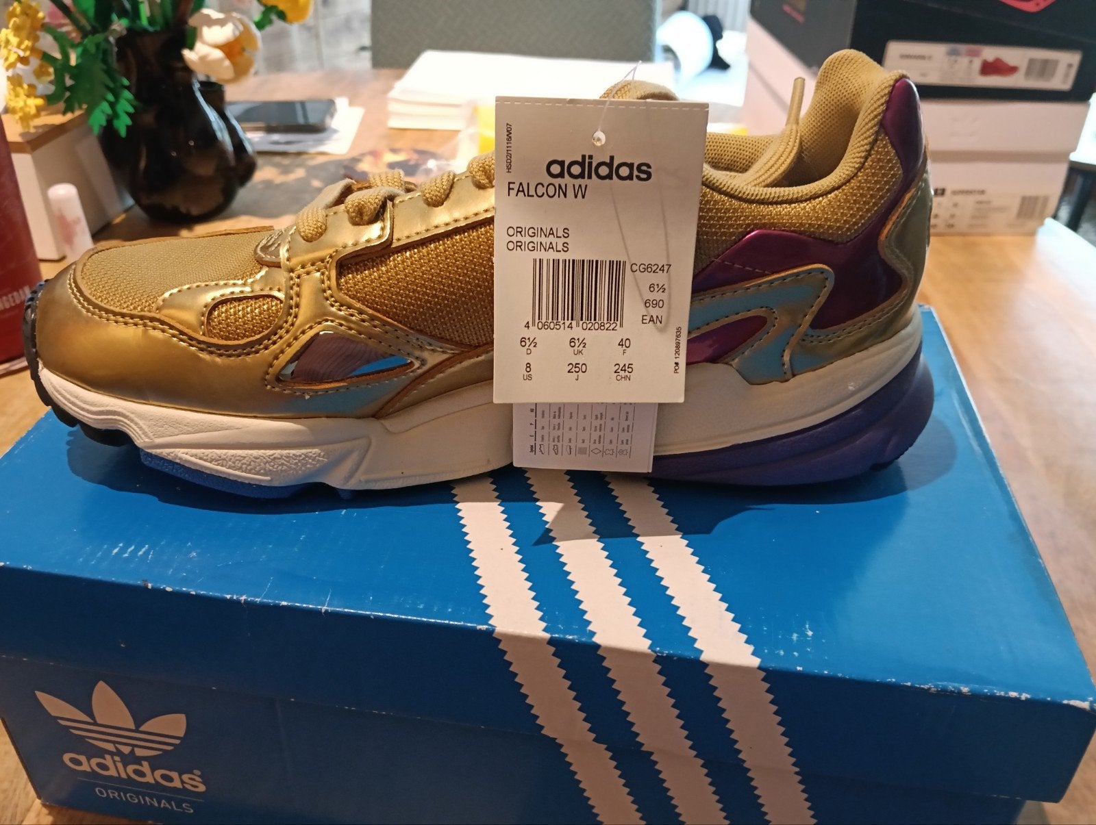 Adidas Falcon W Sneakers - Goud/Paars/Blauw - Maat 40, Kleding | Dames, Overige kleuren, Adidas, Nieuw, Ophalen of Verzenden