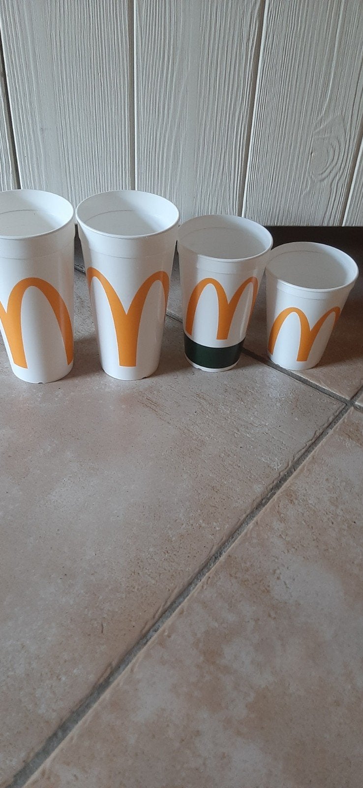 4 McDonald's bekers herbruikbaar, Ophalen, Zo goed als nieuw