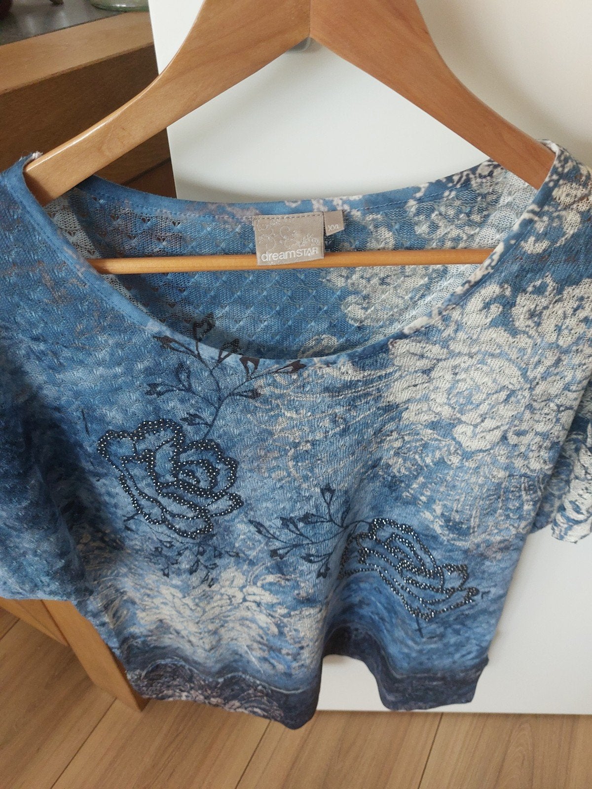Dreamstar Blauw T-shirt met korte mouwen en bloemen, Dreamstar, Blauw, Maat 46/48 (XL) of groter, Ophalen of Verzenden