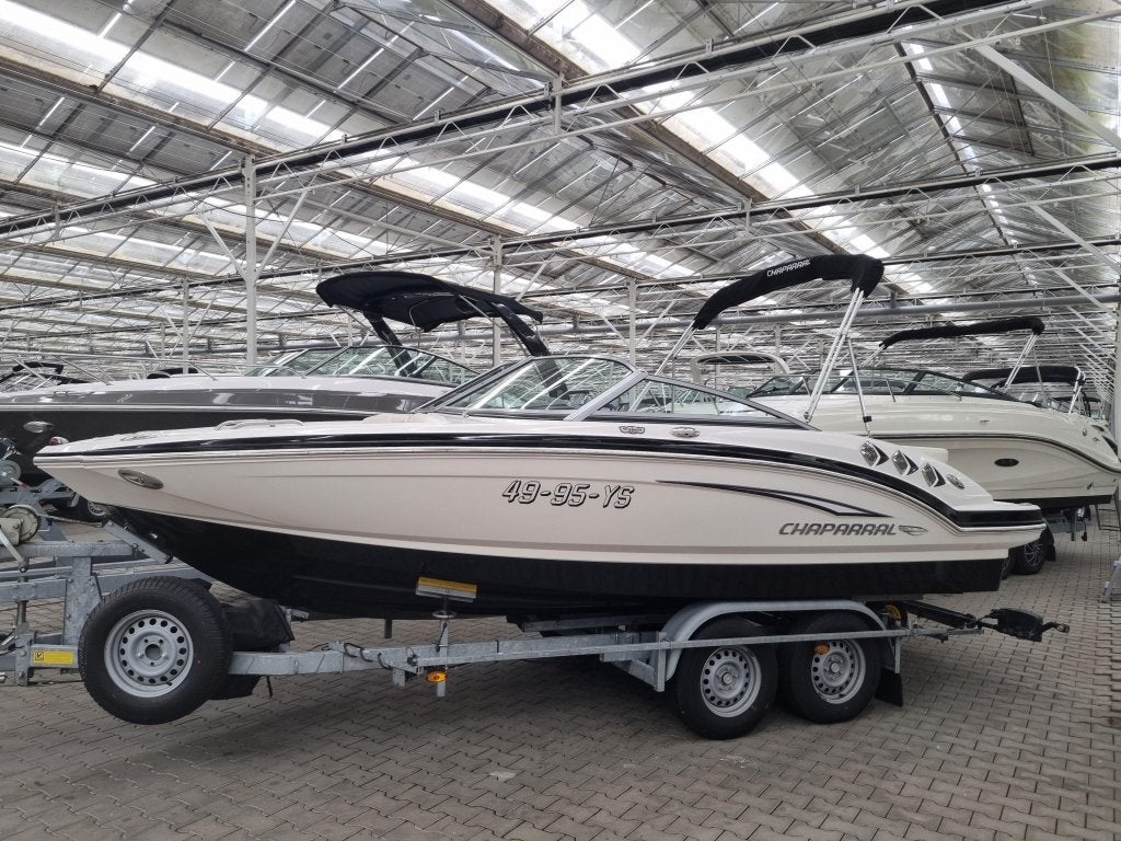 Chaparral 196 SSI Wide Tech, Watersport en Boten, 200 pk of meer, 6 m, Zo goed als nieuw, Polyester