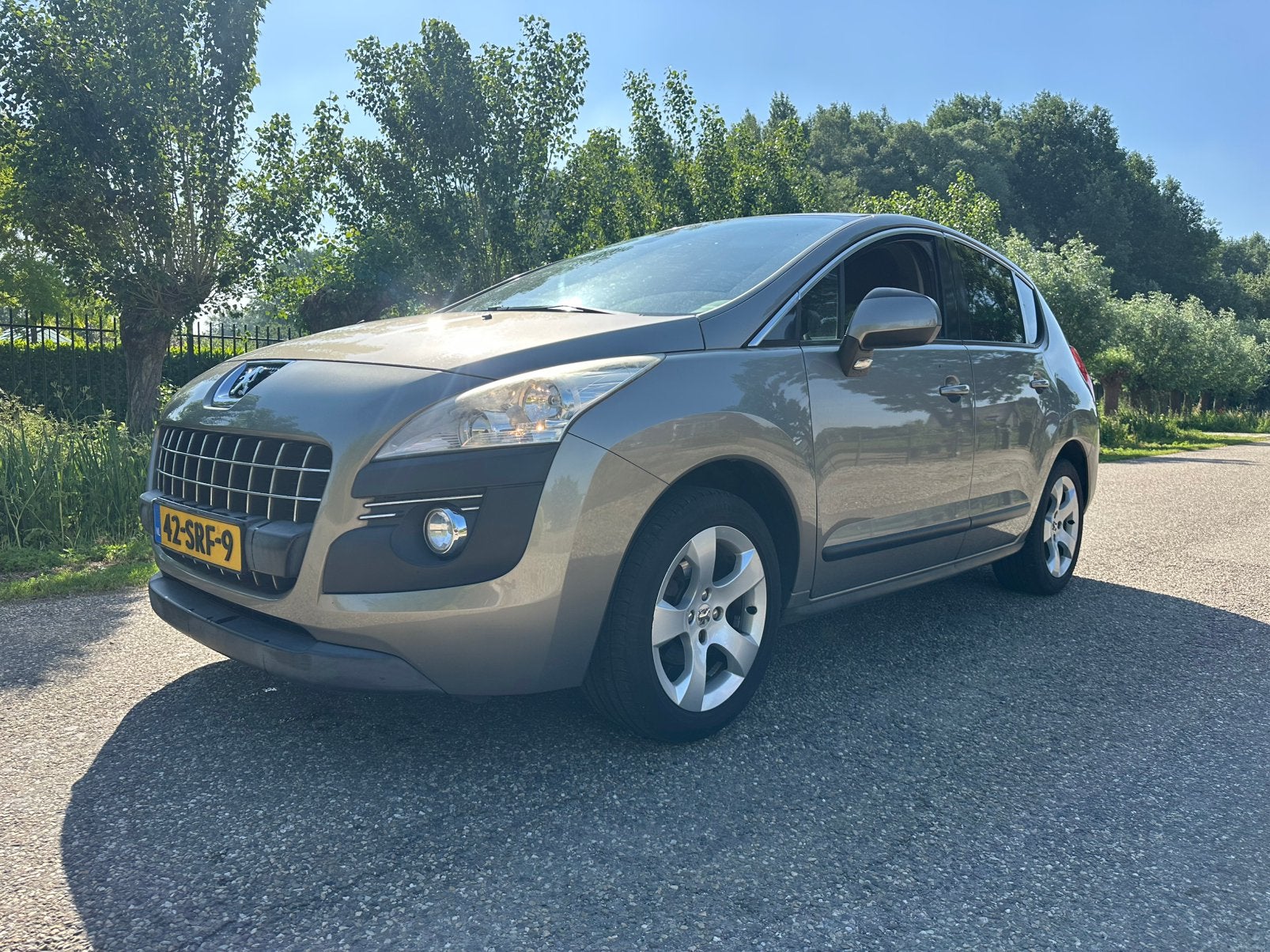 Peugeot 3008 1.6 VTI 2011 Grijs Nieuw jaar apk 2027, Voorwielaandrijving, 1374 kg, Stof, Zwart