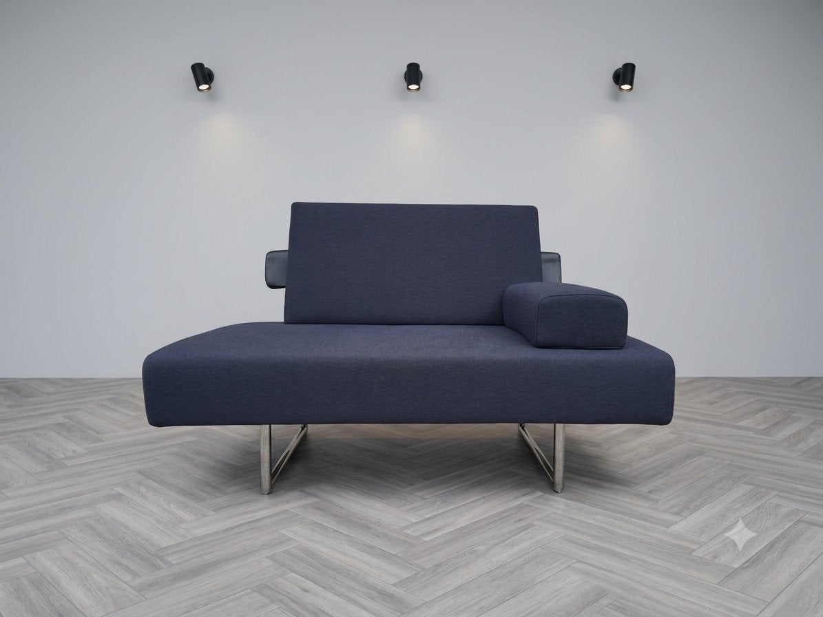 Cloak Sun | Loveseat | Zwart wol Kvadrat