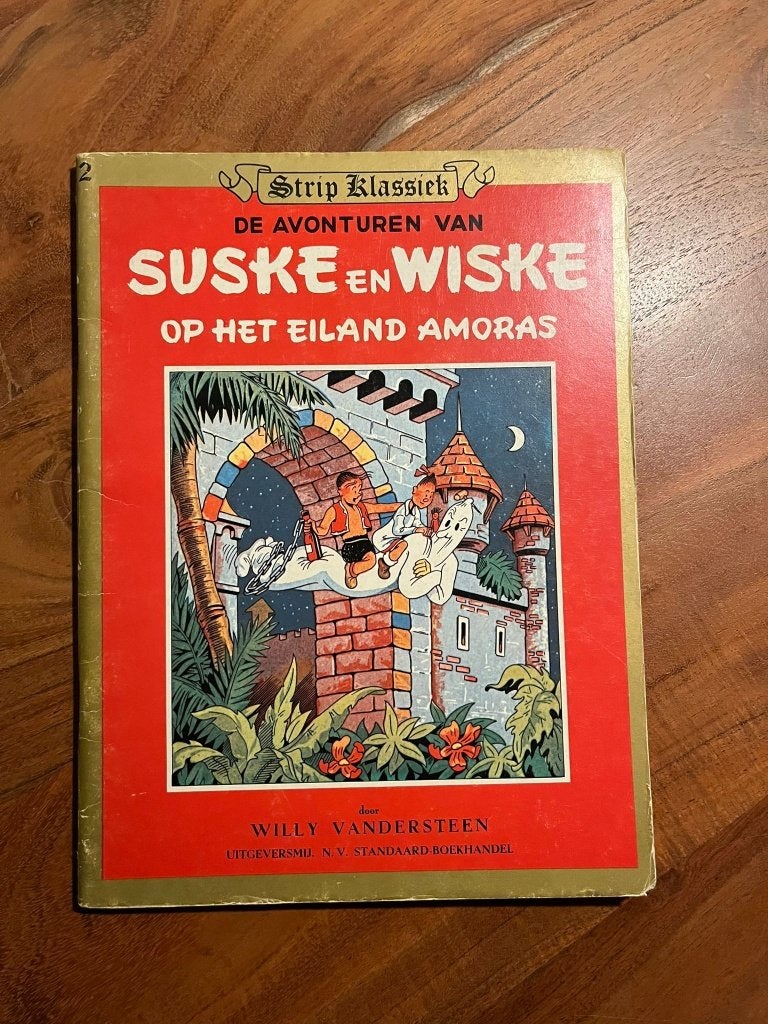 Strip Klassiek Suske en Wiske op het Eiland Amoras, Boeken, Stripboeken, Eén stripboek, Ophalen of Verzenden, Zo goed als nieuw