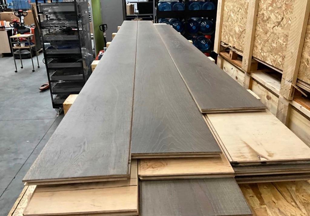 Eiken vloer multiplank 19 mm 95m2 zie prijs of goed bod!!, Ophalen, Nieuw, Vloerdelen of -planken, 10 m² of meer