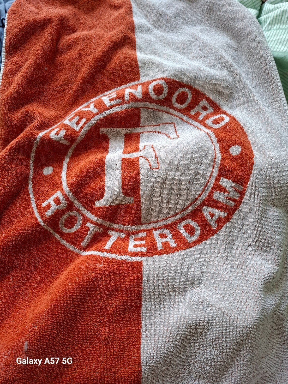 Feyenoord handdoek 120x40 cm, Ophalen of Verzenden, Gebruikt, Meerkleurig, Textiel