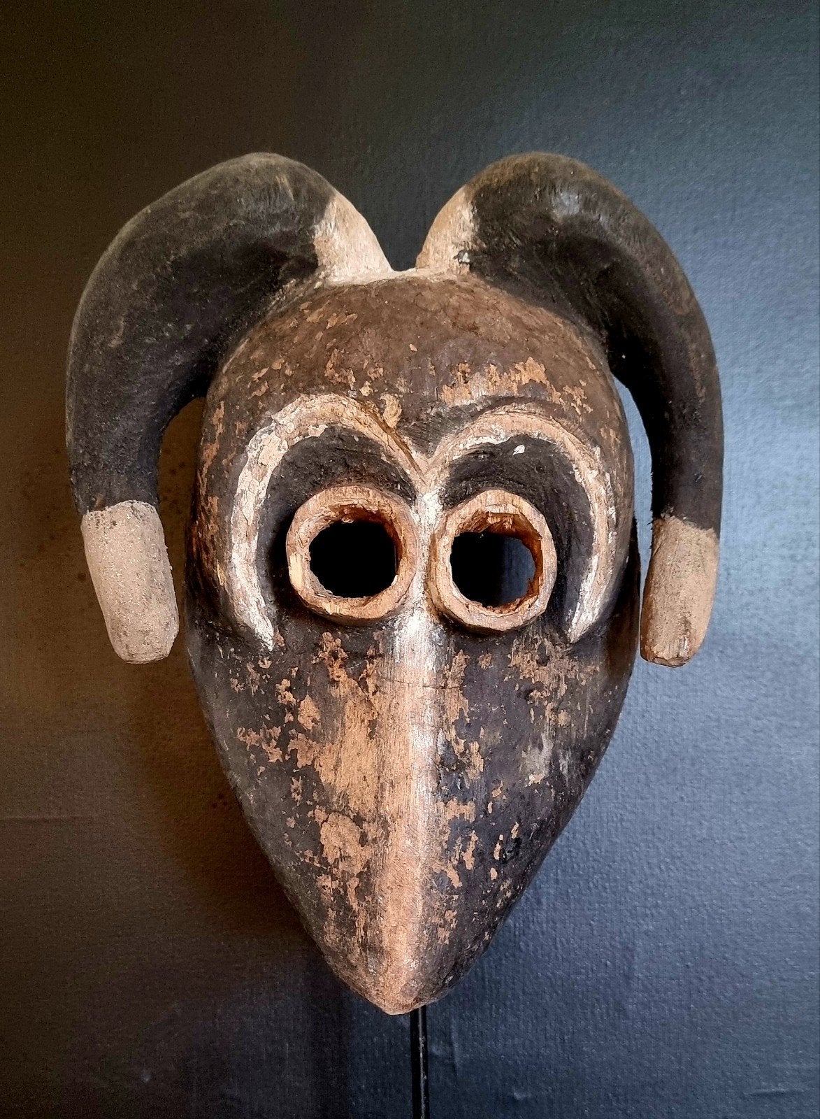 Uniek Pende Dierenmasker uit Afrika - Handgesneden Hout, Hout, Gesneden, Afrika, Masker
