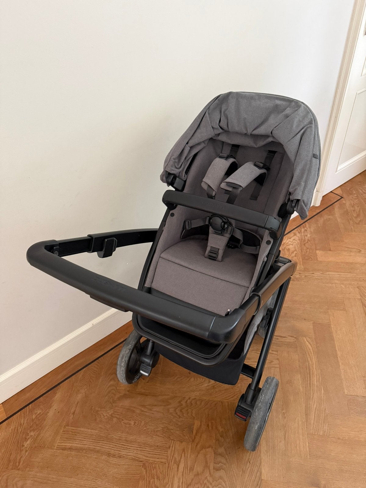 Dubatti Two kinderwagen storm grey, zo goed als nieuw!, Zo goed als nieuw, Combiwagen, Met reiswieg, Ophalen