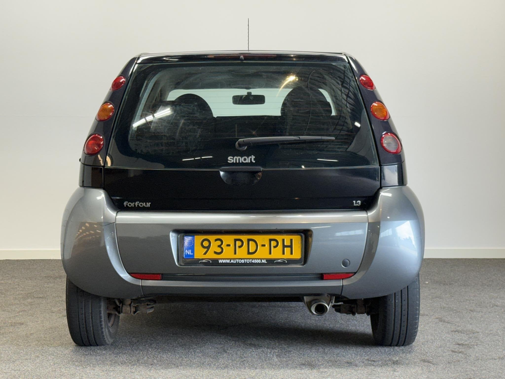 smart forfour 1.3 pulse Nieuwe apk!, Auto's, Stof, Zwart, Bedrijf, Handgeschakeld
