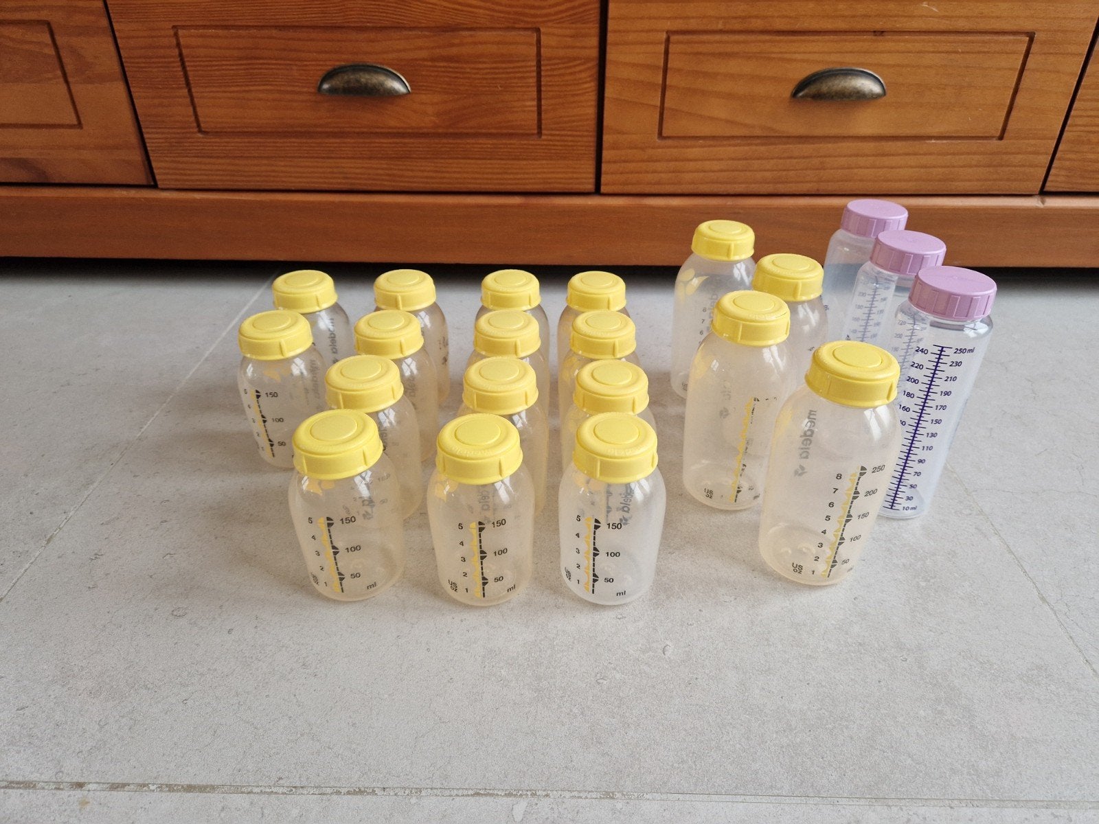 Medela en Sterifeed bewaarflessen voor moedermelk, Kinderen en Baby's, Gebruikt, Medela, Bewaarbakje, Ophalen of Verzenden