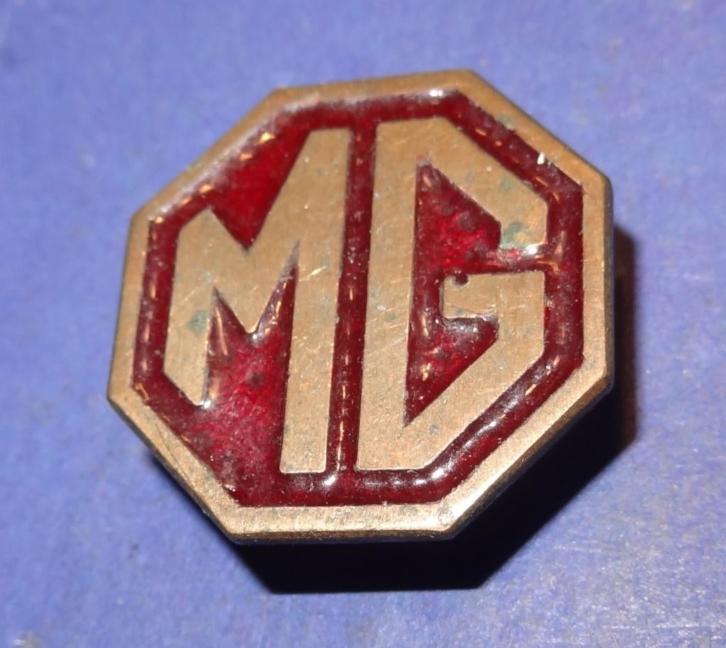 MG Sport Car Revers Knoop 24 x 24 mm, Verzenden, Gebruikt, Auto's