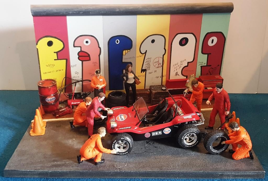 Een zeer leuk Diorama "Racen in Berlijn" op schaal 1/18, Verzenden, Nieuw, Auto, Solido