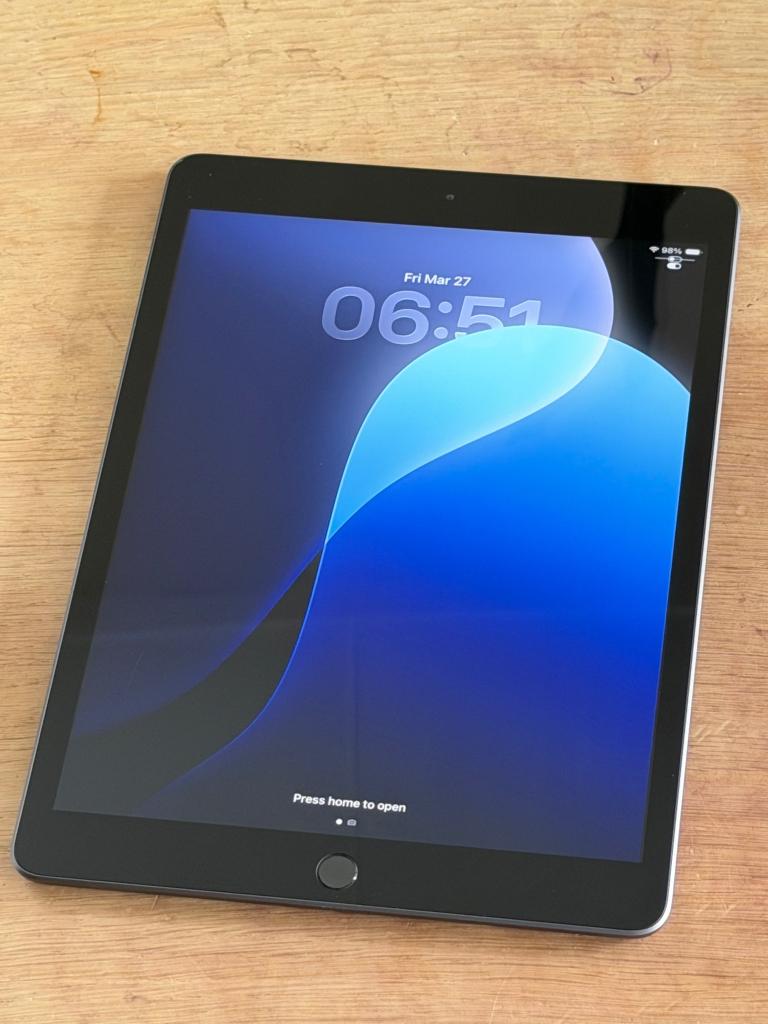 Zeer Goede iPad 8th gen Black, met 88% batterijconditie!, Computers en Software, Apple iPads, 10 inch, Gebruikt, 32 GB, Apple