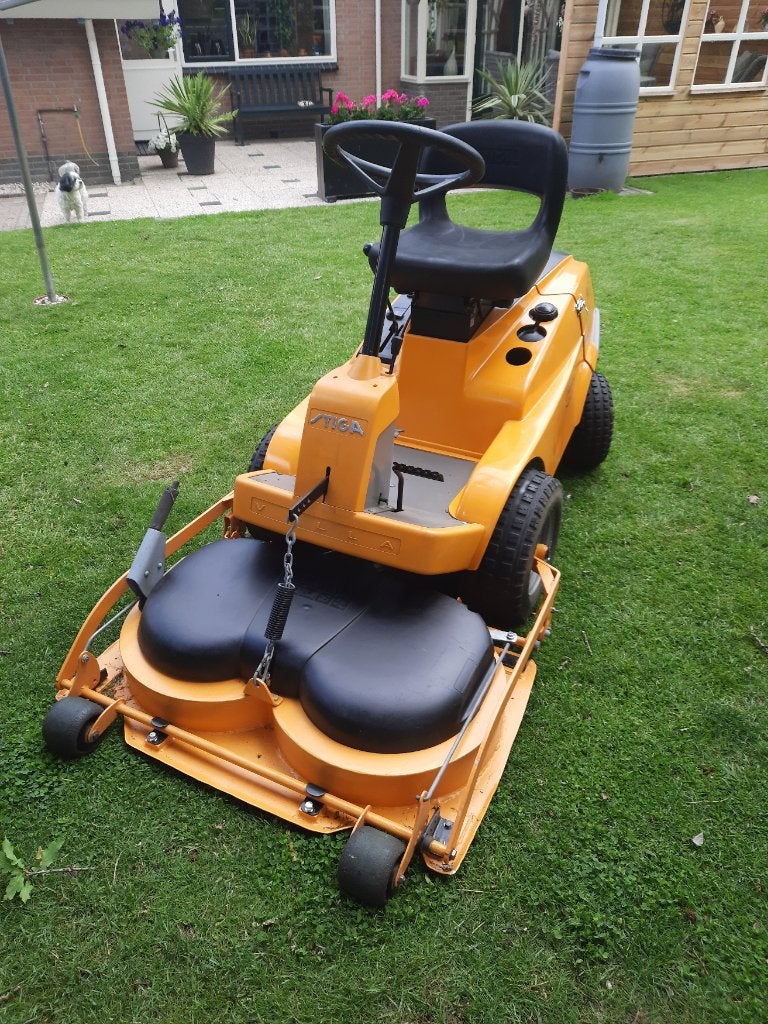 Zitmaaier Villa comfort line, Tuin en Terras, Zitmaaiers, Ophalen, Gebruikt, Stiga