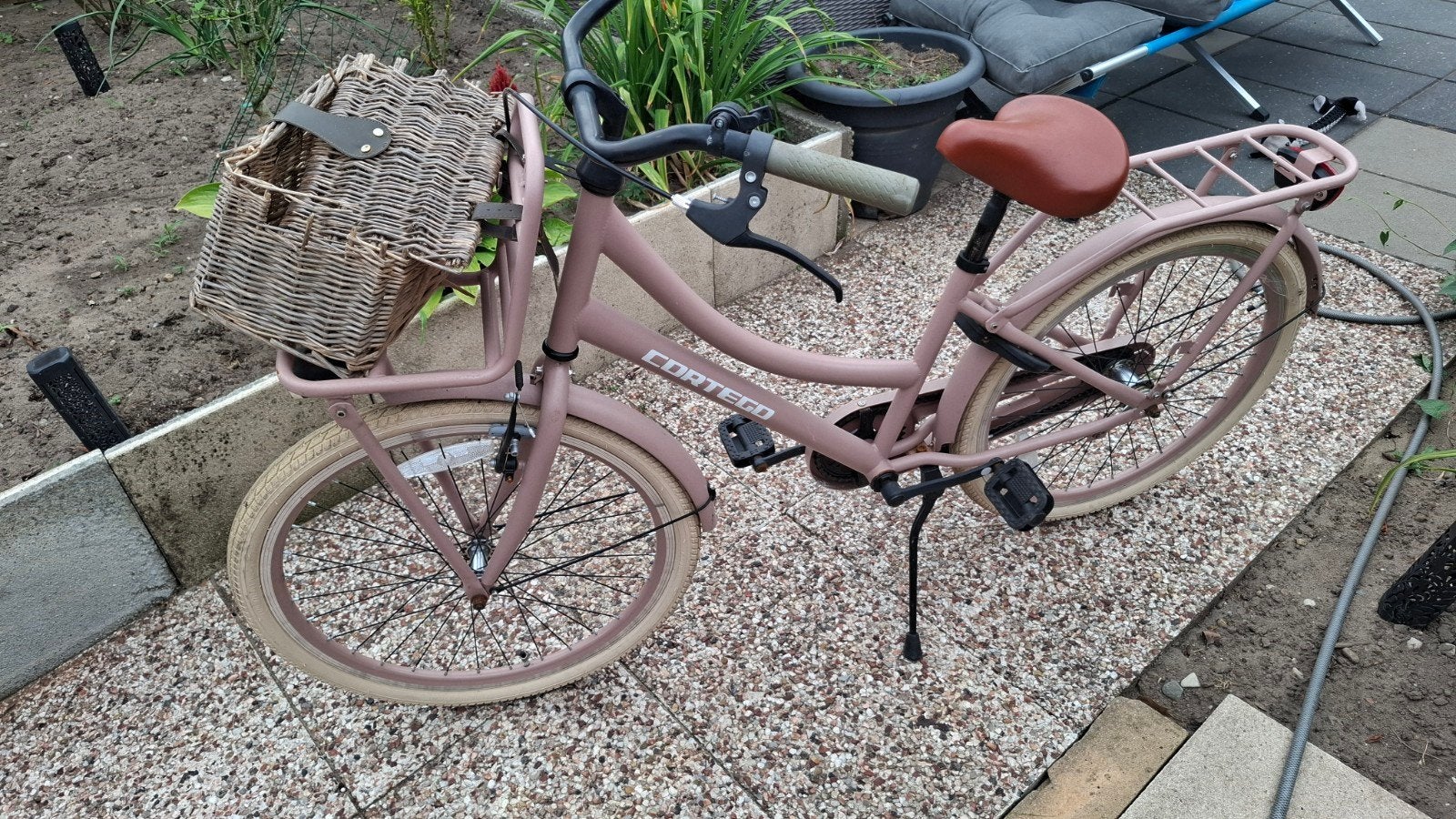 Cortego meisjesfiets - Zo goed als nieuw, 20 inch of meer, Velgrem, Zo goed als nieuw, Ophalen
