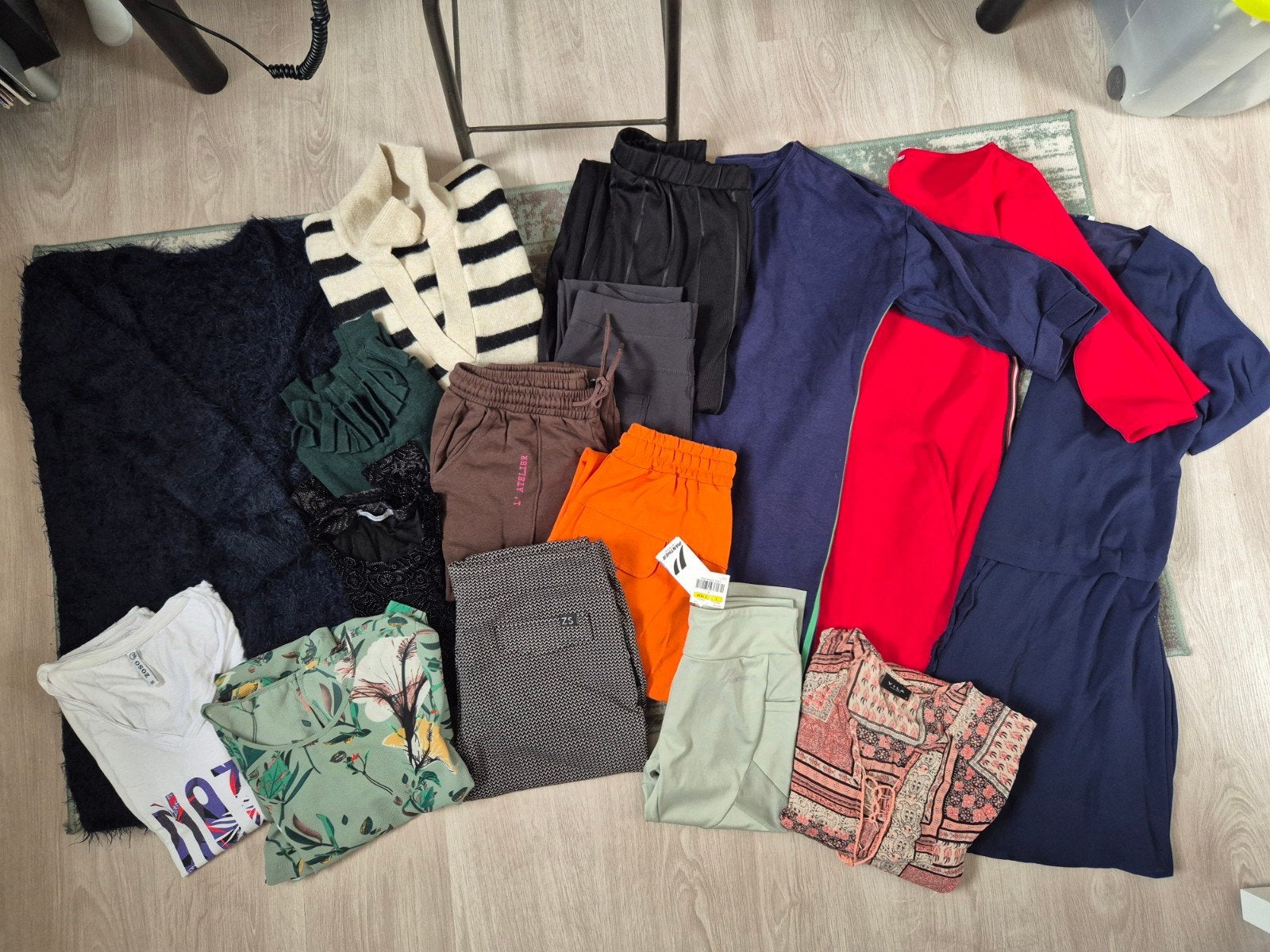 Groot kleding pakket, Ophalen of Verzenden, Zo goed als nieuw, Maat 38/40 (M)