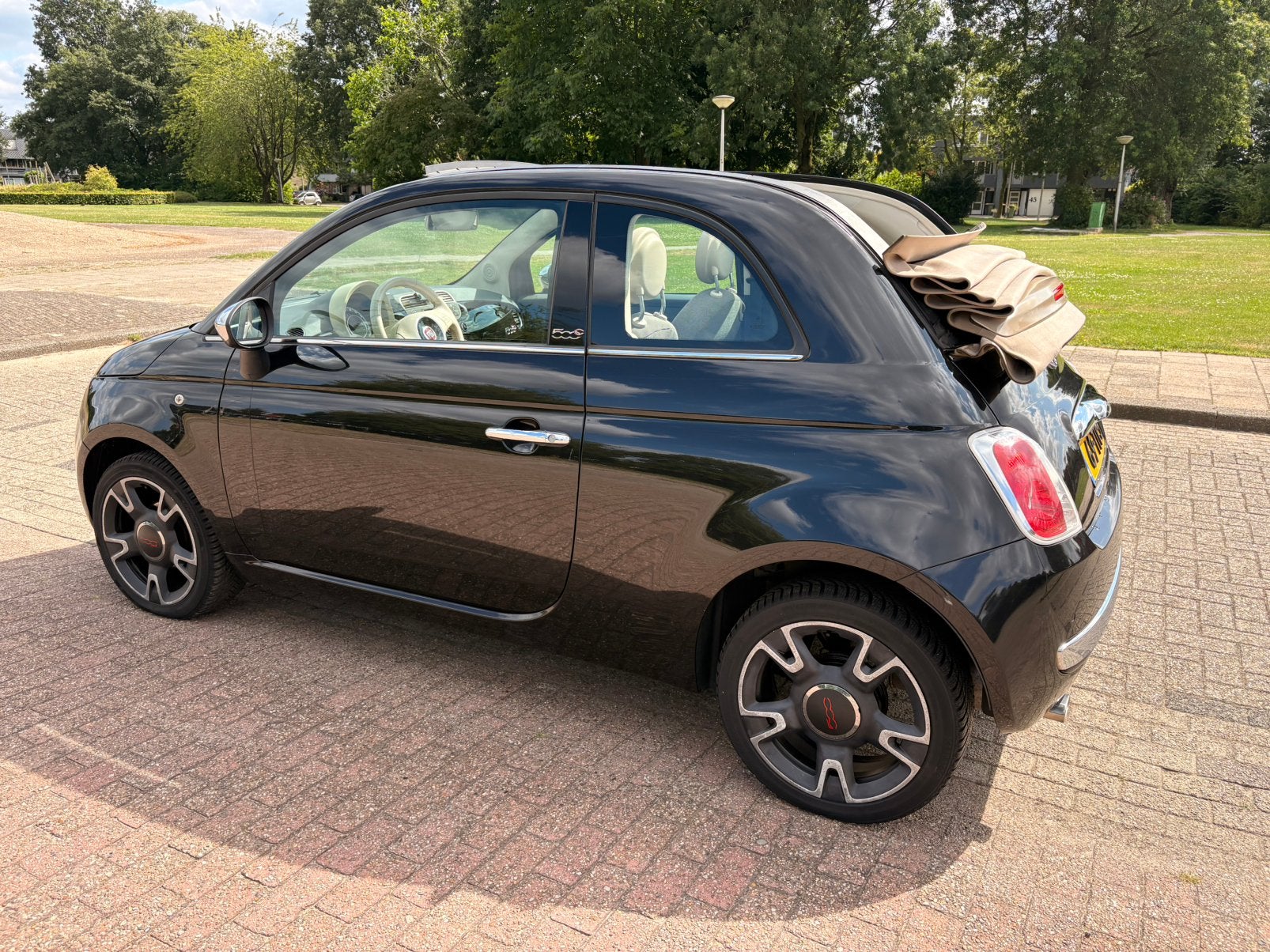 Fiat 500 1.2 C 2012 Zwart, 4 cilinders, Cabriolet, Leder en Stof, Zwart