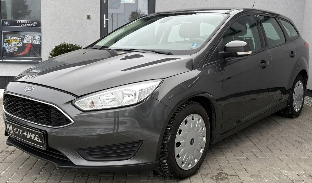 GEZOCHT Focus MK 3.5 (1.5 tcdi) onderplaat motorafdekking, Gebruikt, Voor, Ophalen of Verzenden, Ford