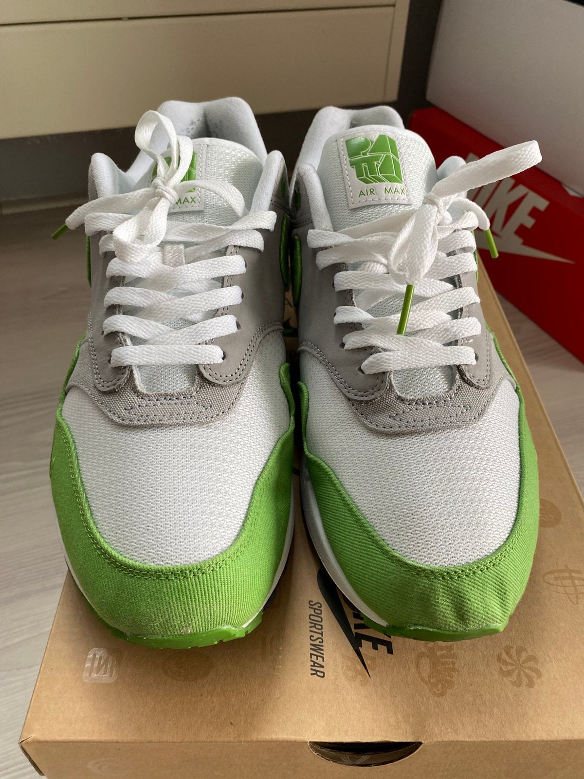 Nike air max 1 patra chlorophyll maat 46, Overige kleuren, Ophalen of Verzenden, Sneakers of Gympen, Zo goed als nieuw