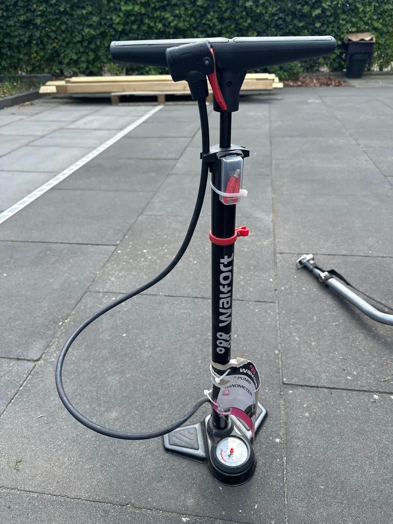 Walfort Fiets Pomp met Manometer - Zo goed als nieuw, Ophalen of Verzenden, Drukmeter, Zo goed als nieuw